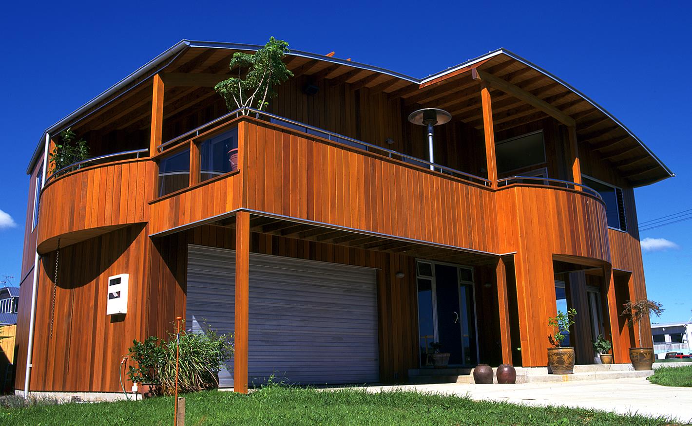Protect exterior timber cladding with Sikkens wood stain options